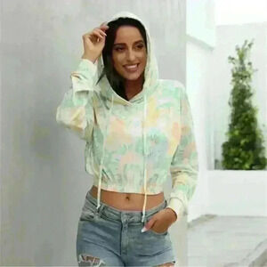 Tye dye crop top hoodie. Medium,large green,yellow
